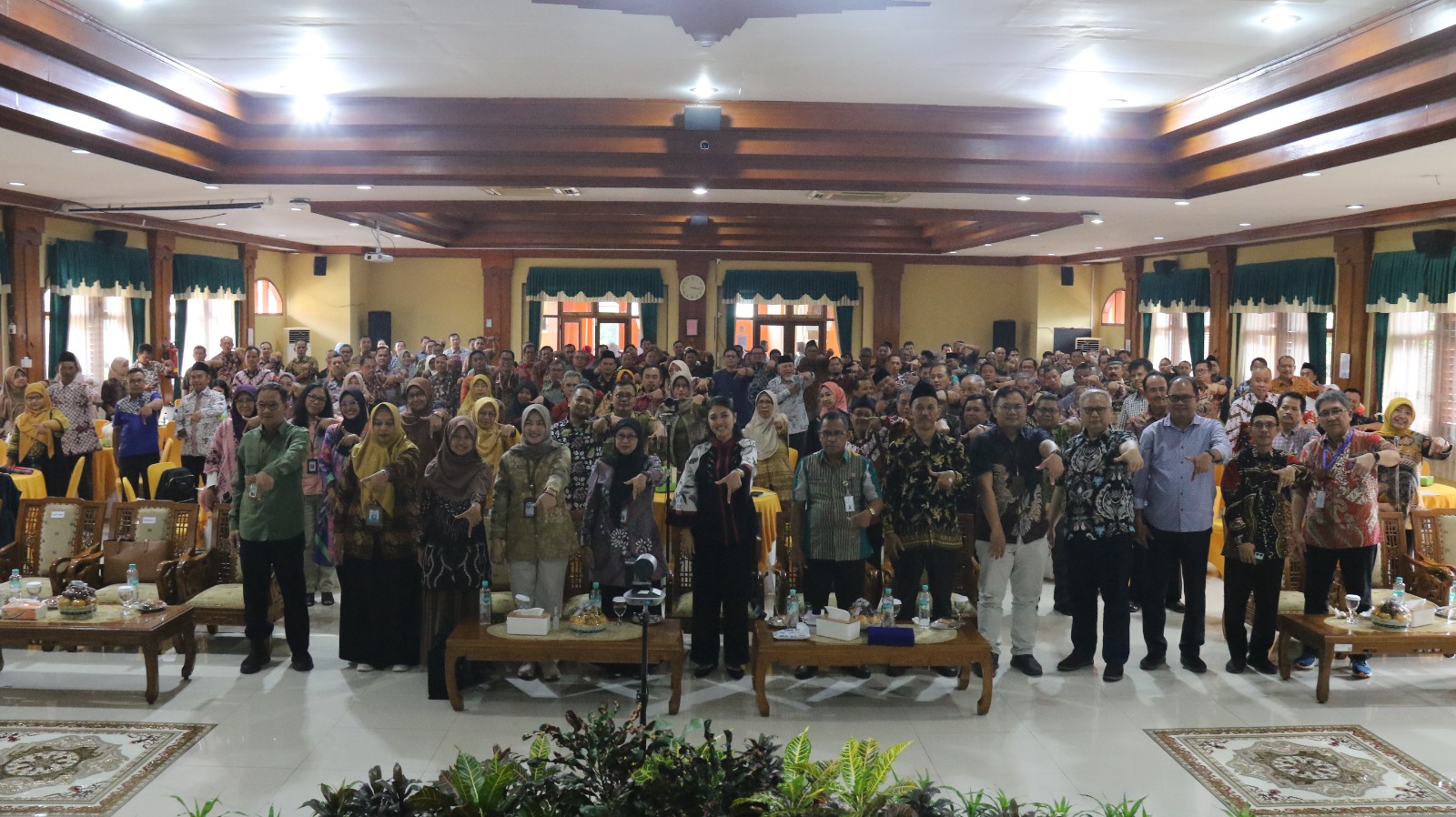 Implementasi G7KAIH Jadi Role Model Pembiasaan Karakter di Satuan Pendidikan Jawa Tengah