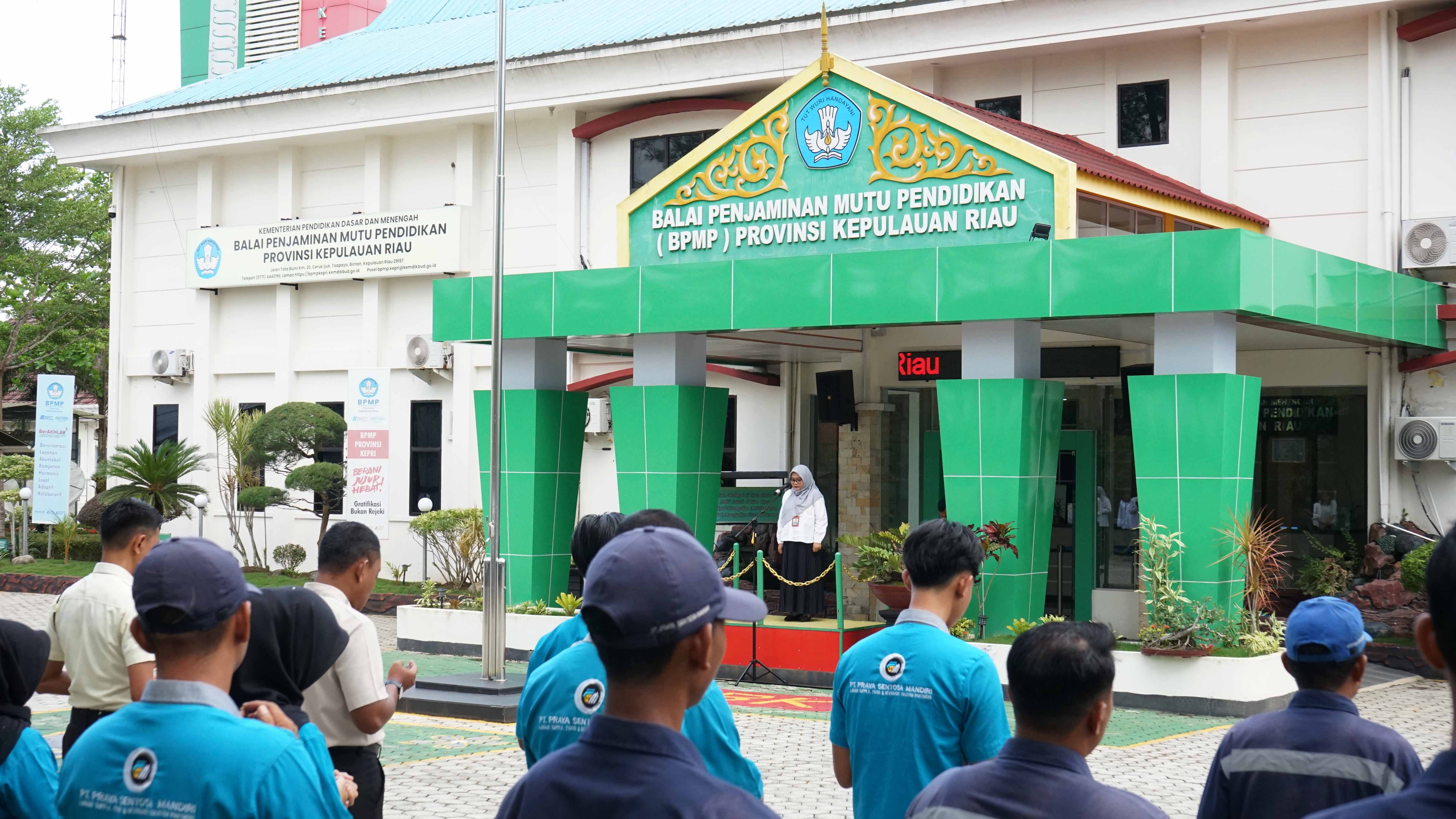 Optimalkan Kinerja Pegawai, Kepala Kantor Bahasa Kepri Dorong Percepatan Realisasi Tri Wulan I